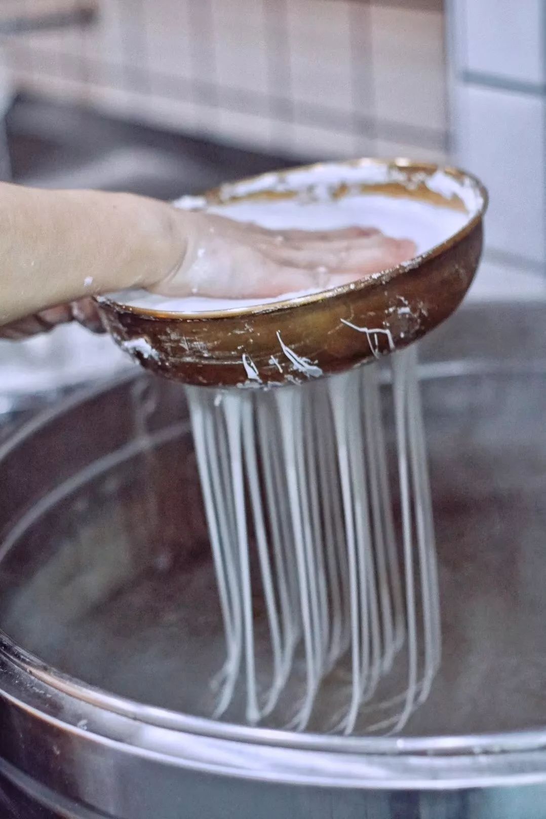 24小时丨郑州，一座被胡辣汤耽误的城市