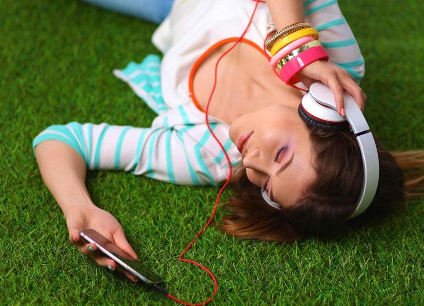 老是在朋友圈分享歌曲是什么心态,在微信朋友圈分享歌曲是什么心理