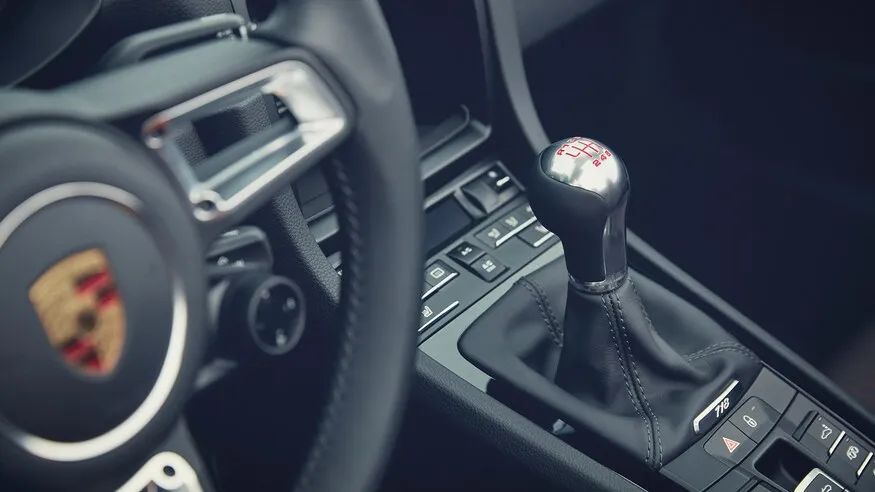 思域顶配有没有手动,思域还会保持高配手动挡吗