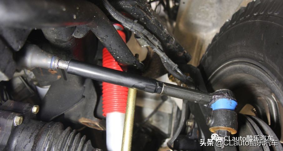 你的车方向稳吗,汽车方向盘不正与跑偏有什么区别