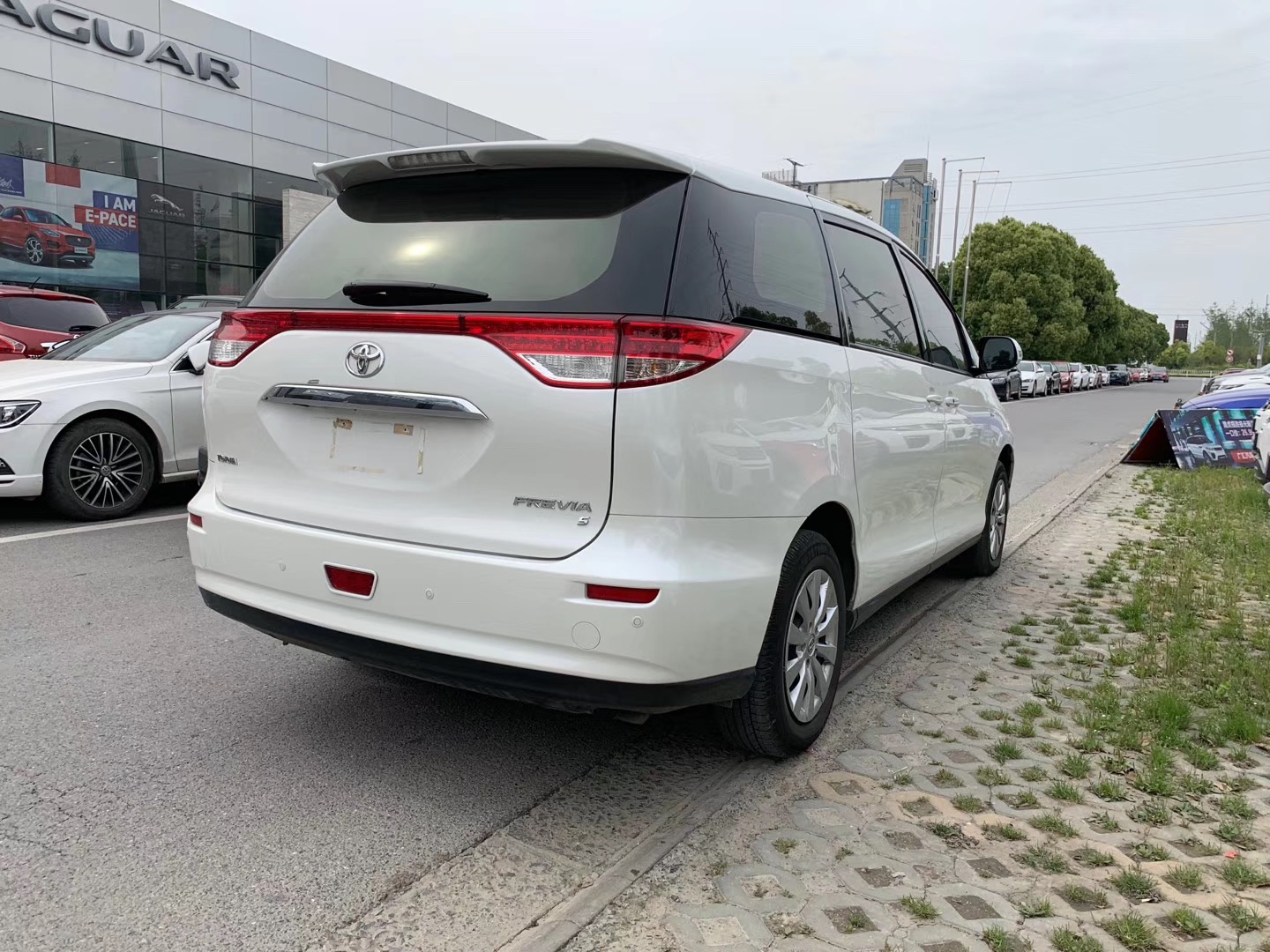 丰田7座大霸王,丰田大霸王7座第一辆下线