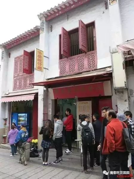 邂逅美味|「38元」一碗正宗料足鱼翅捞饭?--|低调的奢华