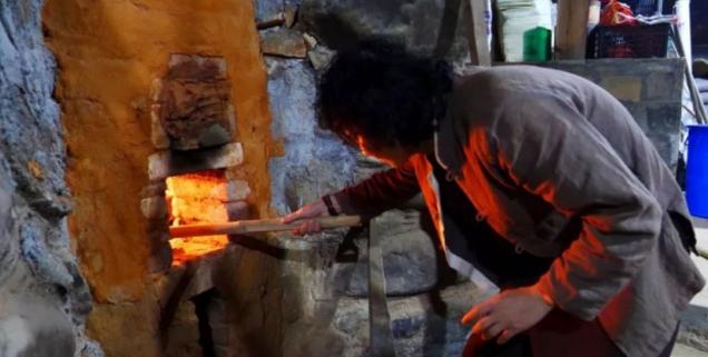 龙窑柴烧建盏是什么,建盏龙窑烧窑过程