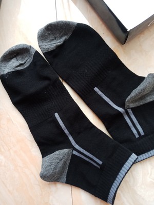 哪些牌子的袜子适合老年人穿,适合老年人的松口袜