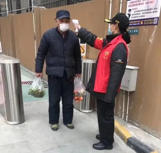 助残志愿者抗击疫情事迹,抗疫斗争志愿者