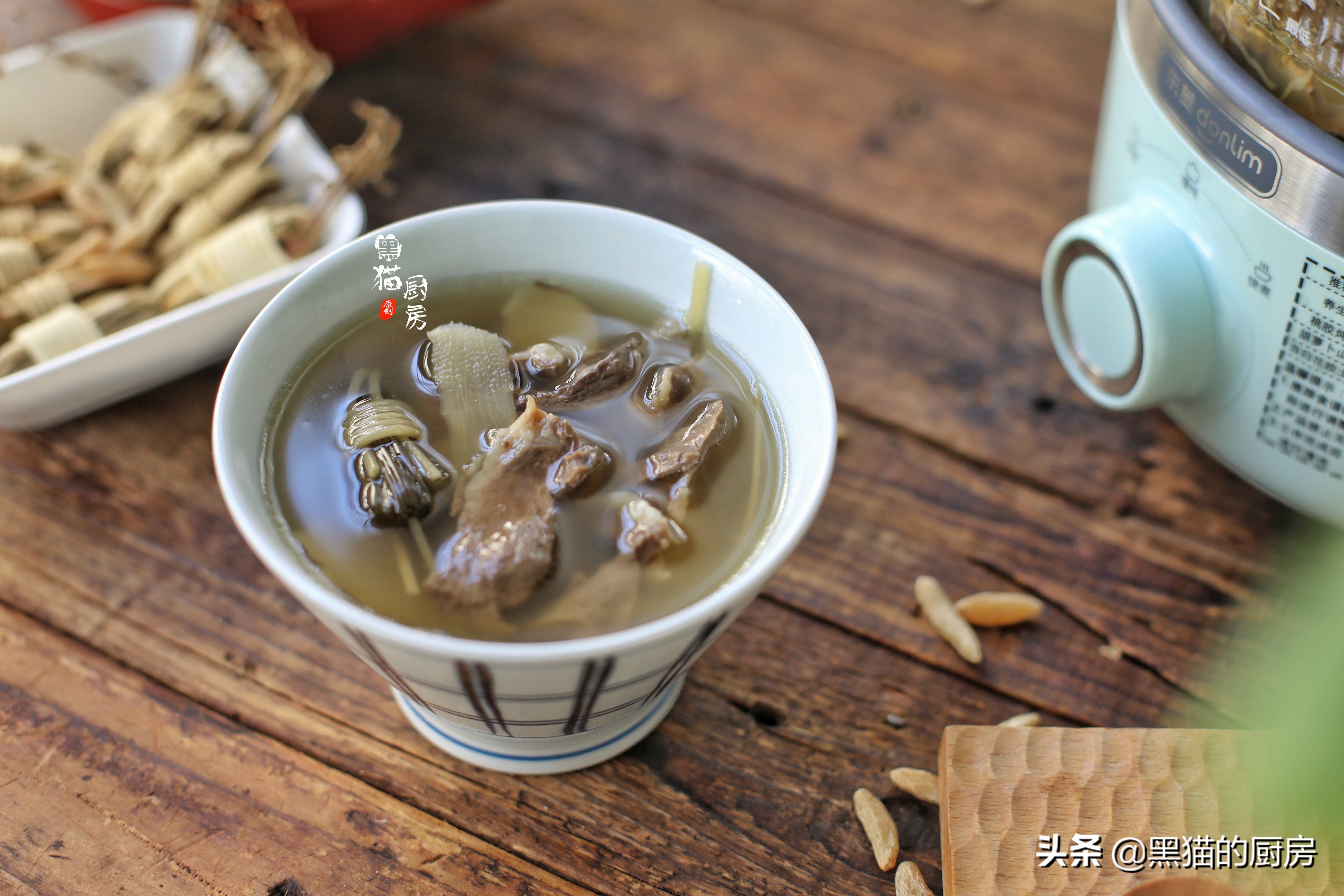 秋天煲一道清心润肺的靓汤,夏秋交替煲什么汤滋润润肺