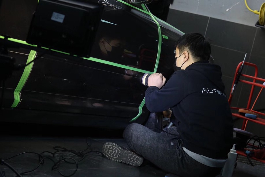 怪兽修车：修复一辆09年西装暴徒奥迪S8，当年售价200多万