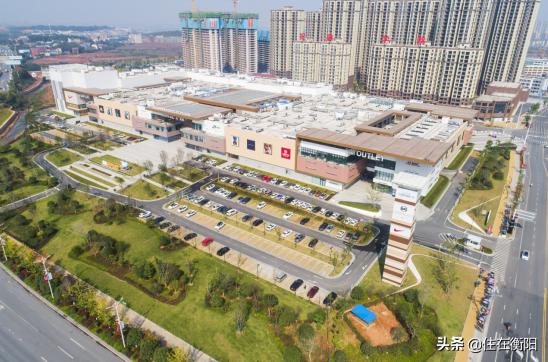 300亿，陆家新区变成什么样了？