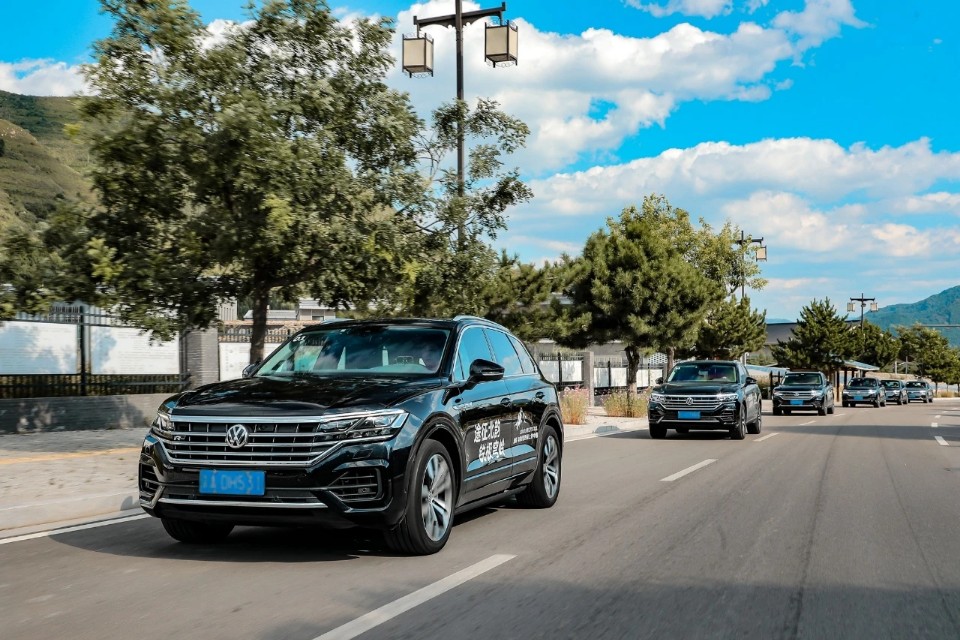 驰骋天地间品诗意中国|途锐十二时辰区域活动圆满收官