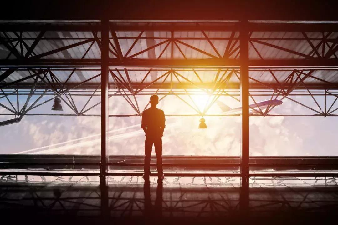 一样是出差包租车，为什么别人比你省更多，还能租到奔驰车？