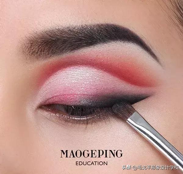 欧式双眼皮眼妆怎么画干净又高级,欧式眼妆怎么化妆好看