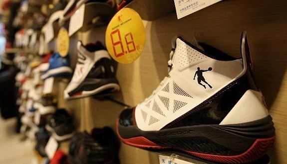 乔丹到底是不是盗版,八年纷扰