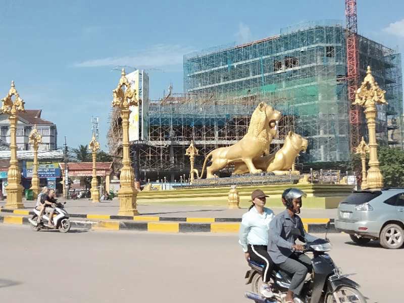 中国炒房团在柬埔寨,境外豪赌