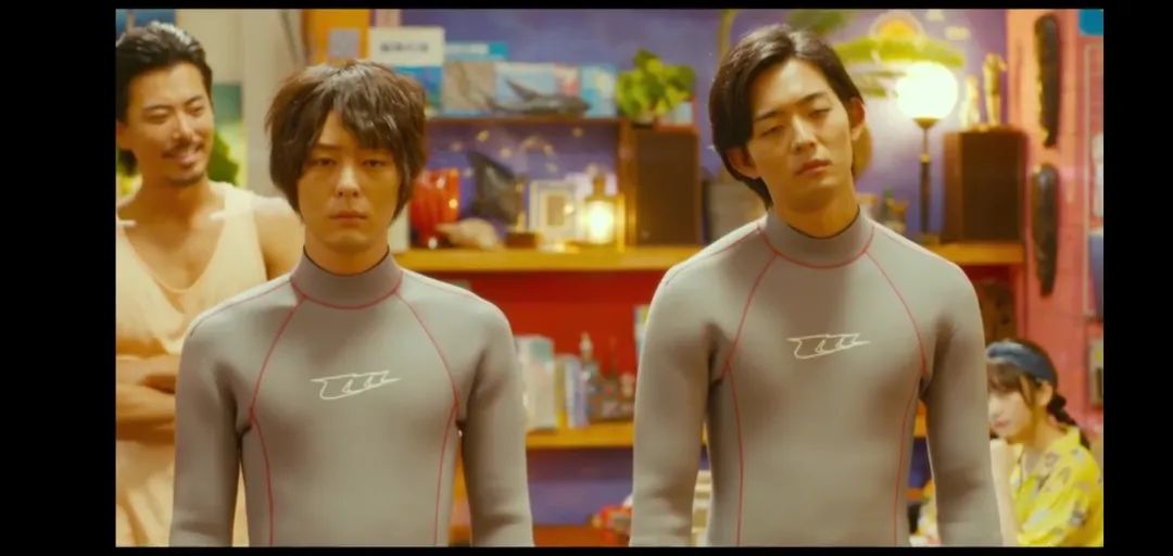 满屏马赛克的青春,中二又鸡冻