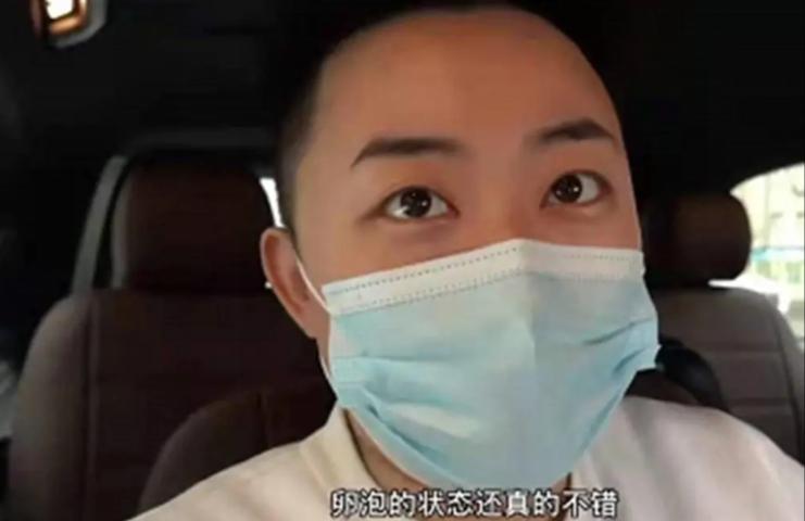 还记得3年前“买精生子”的女CEO吗?3年后又去国外“拼二胎”了