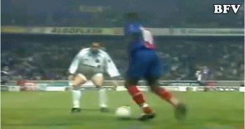 现在足坛的超巨,盘点足坛十大重炮手排名表