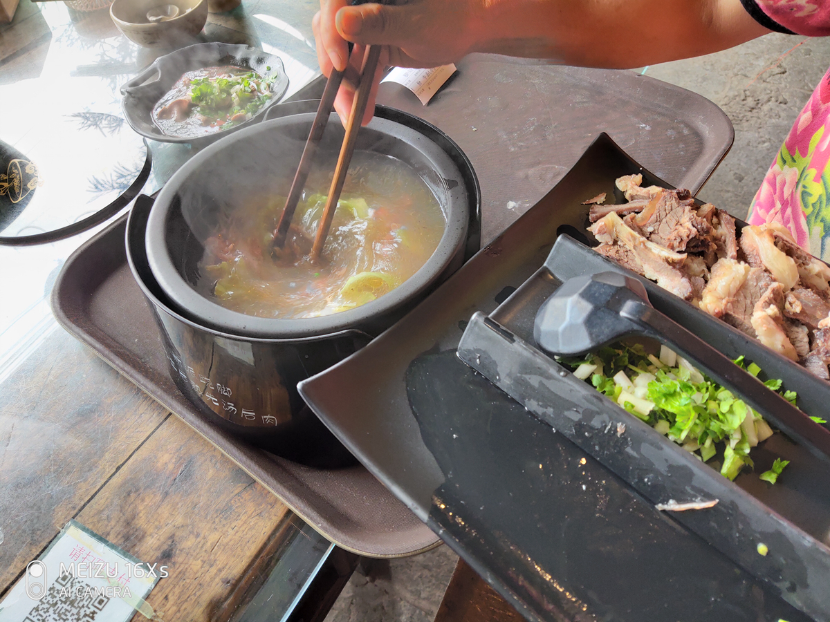 魅族16xs前置摄像拍照好模糊,千元三轴航拍机