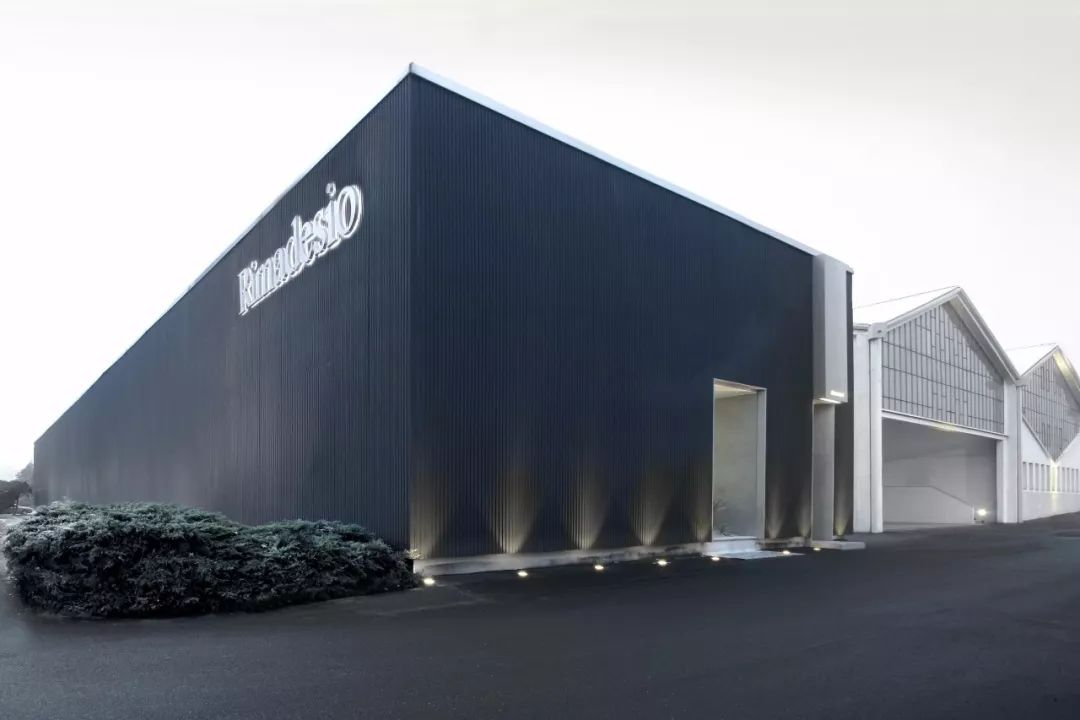 140㎡Rimadesio杭州展厅丨理想生活之城的品质范式