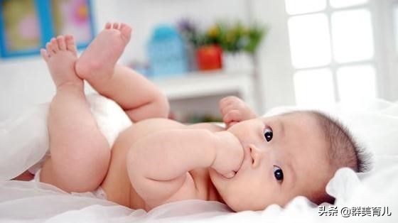 刚出生会叫妈妈的宝宝,孩子出生多久会喊妈妈