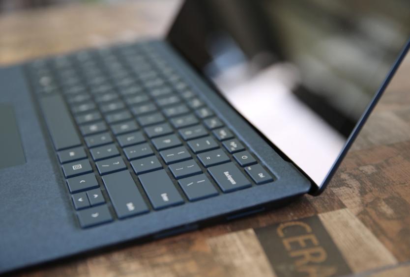 笔记本键盘失灵打不出字怎么办,电脑键盘突然失灵了重启后又正常