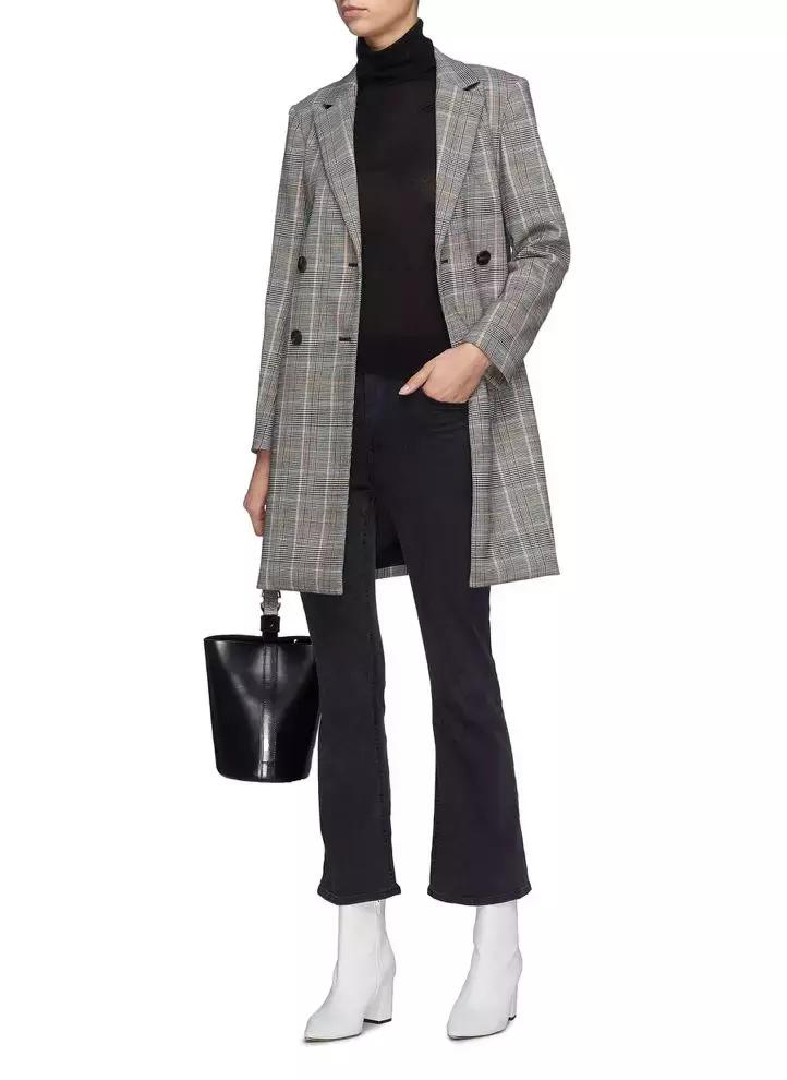 男士黑色羽绒服配什么打底衫,黑羽绒服大衣配什么打底衫