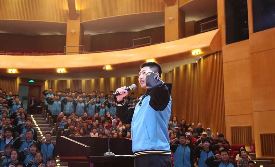 2019高中全景图,航拍二中青春