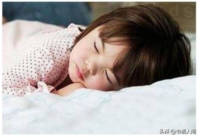 孩子老闹觉怎么哄睡,宝宝夜间总是醒怎么办