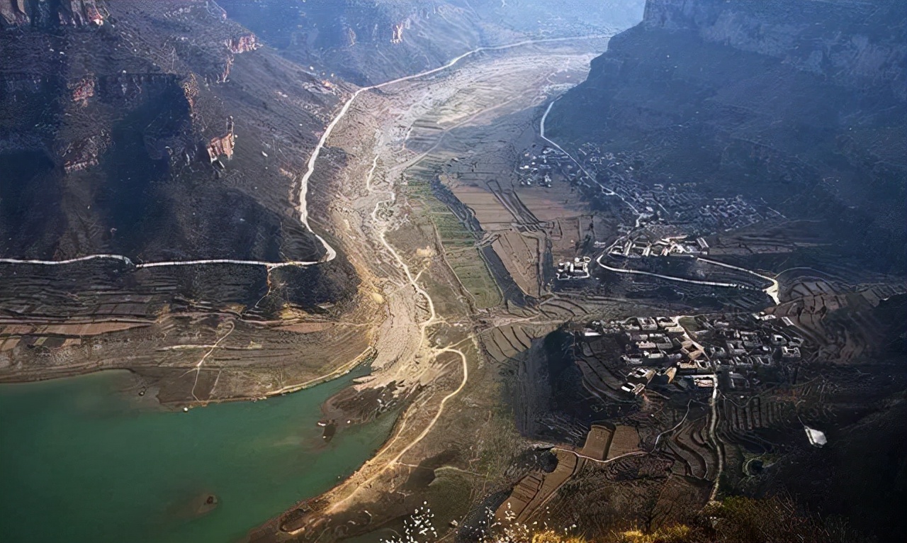 河南新县西河古村落,河南无人居住古村落