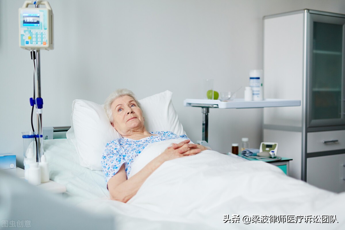 医疗纠纷：对使用约束带患者测体温方式不当，致温度计在口中断裂