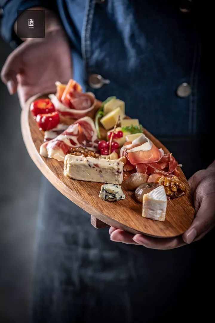 24小时丨郑州，一座被胡辣汤耽误的城市