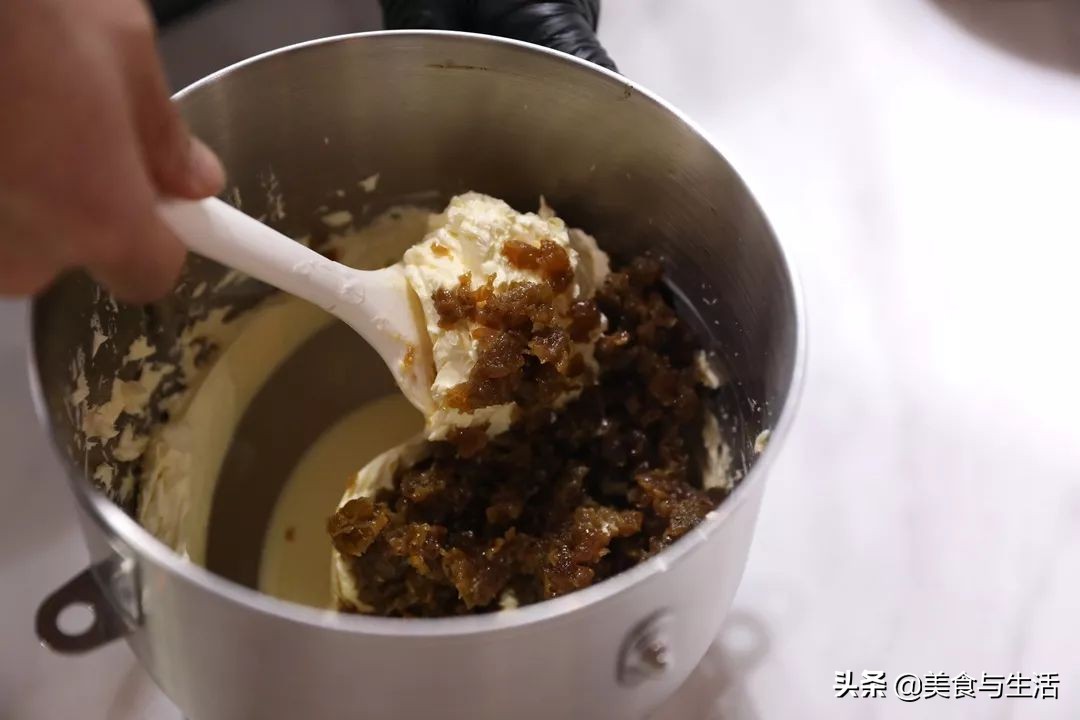 竟然比马卡龙还好吃？日本爆款小点心朗姆葡萄夹心饼干，超全配方