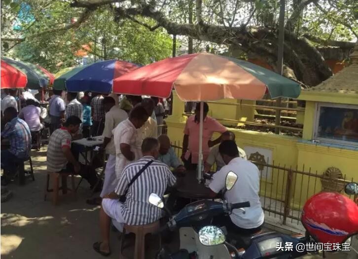 世间珍宝珠宝首饰,如何鉴别斯里兰卡的蓝宝石