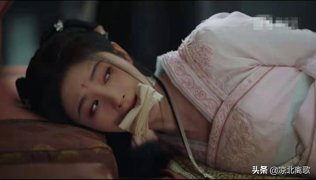鞠婧祎演被绑架像咬化妆棉,鞠婧祎被绑架戏冲上热搜第一名
