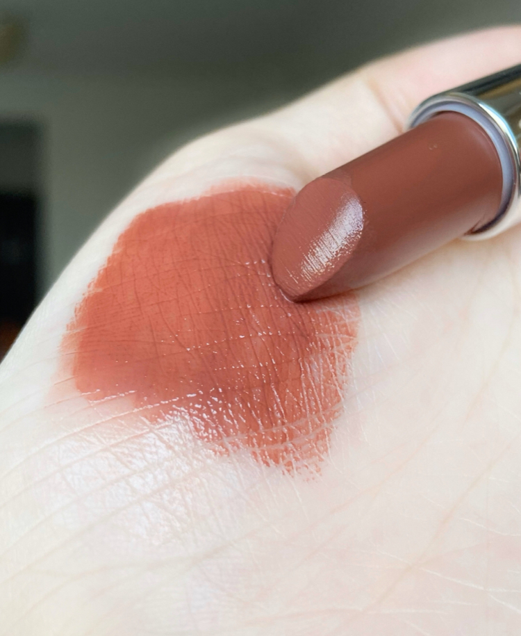 如何选正确的口红色号,怎么选正确的口红色号