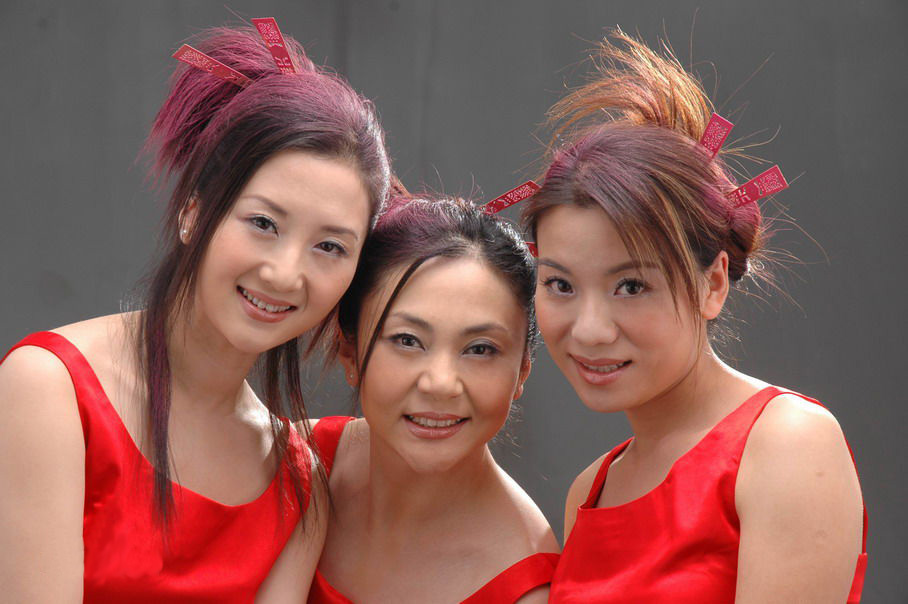 抖音神曲《你笑起来真好看》，背后不为人知的催泪故事