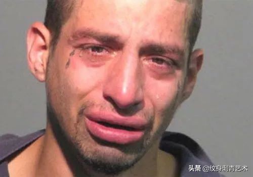 刚洗了纹身要注意什么好,洗完纹身注意事项和禁忌