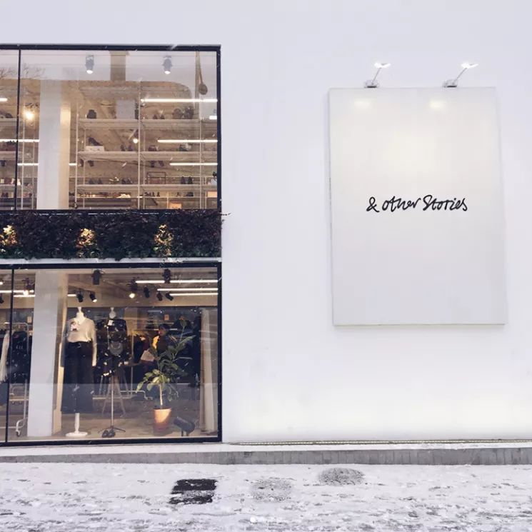 ZARA竟然出彩妆了