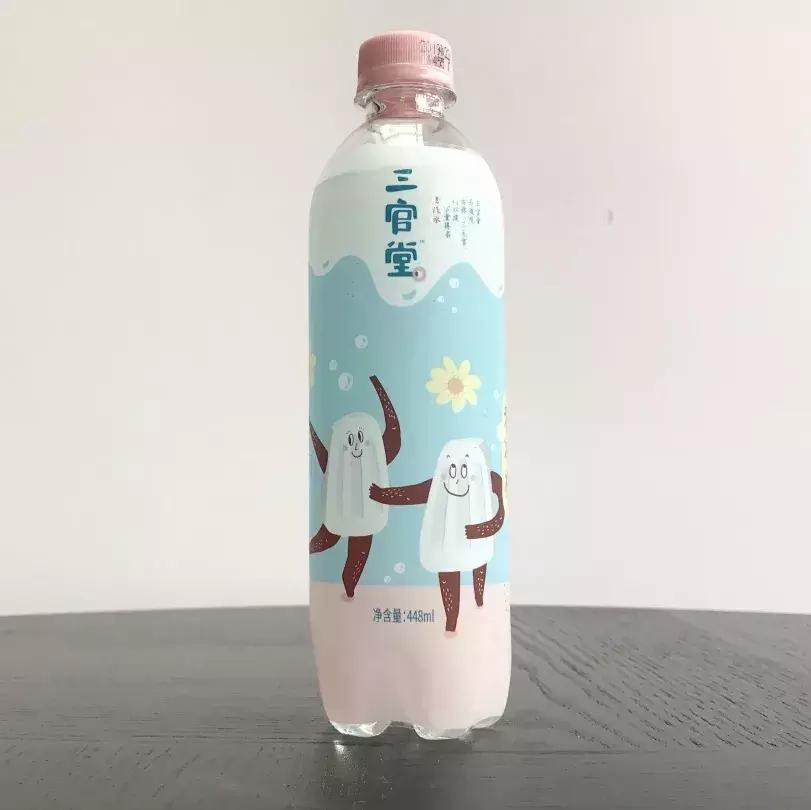 这20+款新饮品，我们喝出了打屁虫、清新剂、中药丸的味儿……