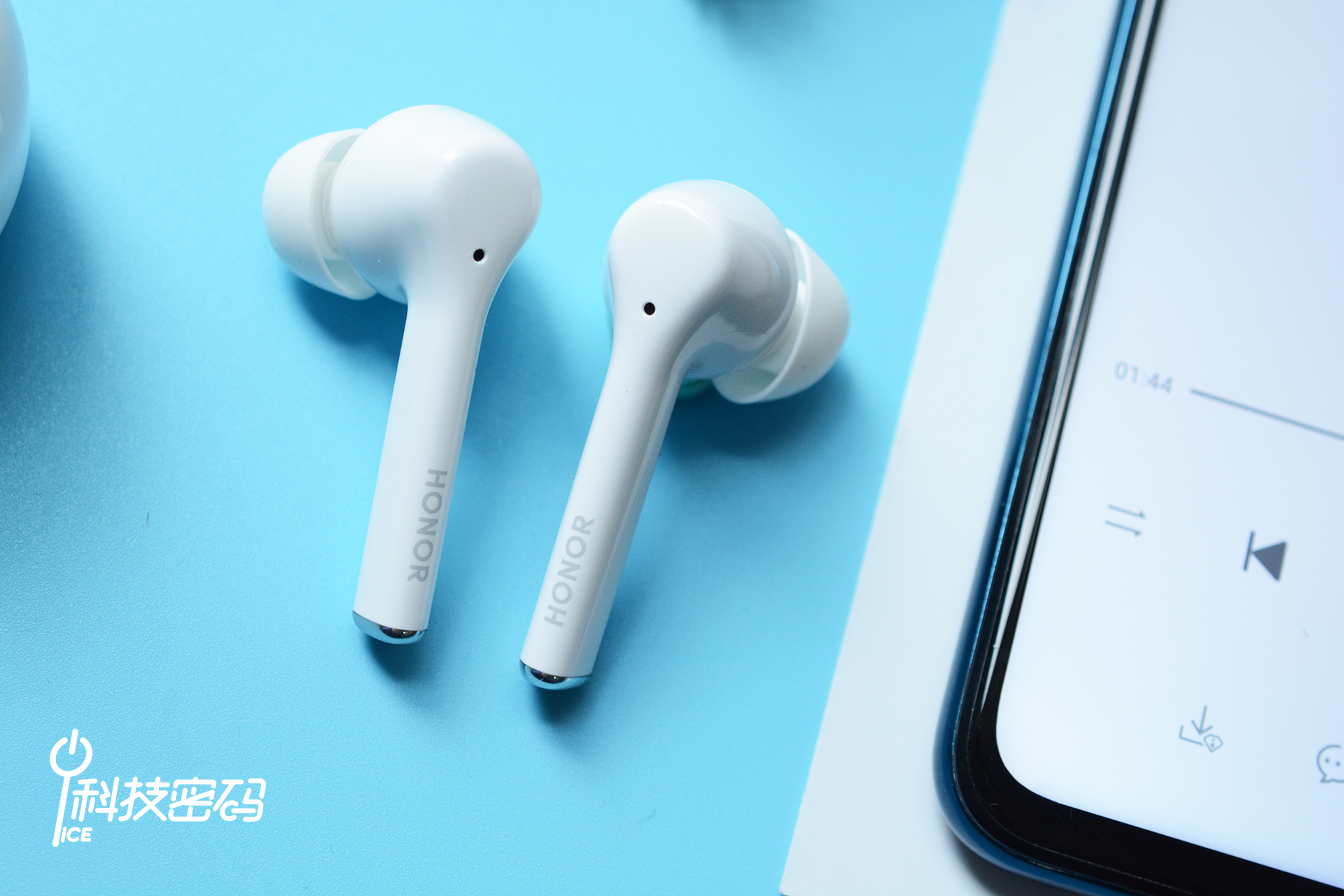 荣耀降噪耳机flypods3现在多少钱,荣耀降噪耳机flypods3测试