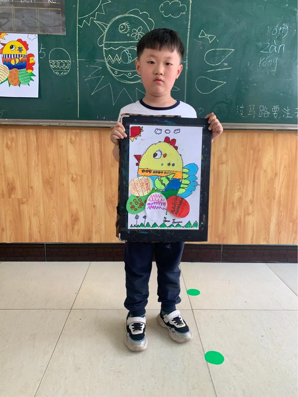 小鸡下蛋简笔画儿童画,儿童画创意母鸡