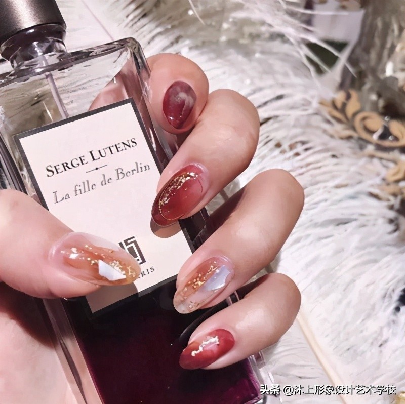 指甲护理保养全过程视频,卸完美甲怎么保养指甲