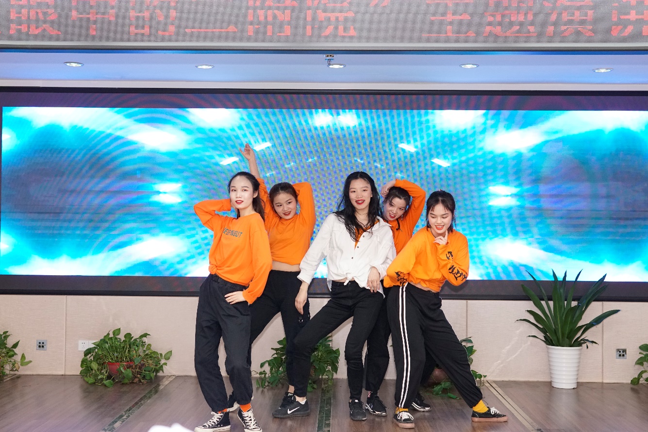 南昌大学二附院举办首届实习护生我眼中的二附院演讲比赛