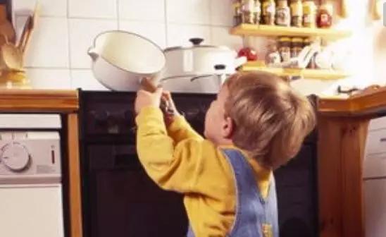 小小消防员体验感受,小小消防员的舞蹈