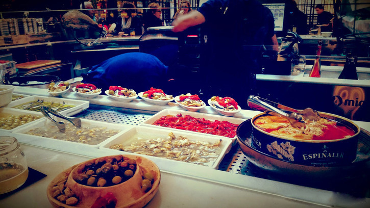 巴塞罗那的特色美食推荐,西班牙巴塞罗那凯旋门美食