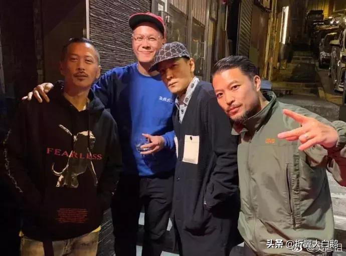 吴彦祖和赵本山越来越像,吴彦祖与赵本山