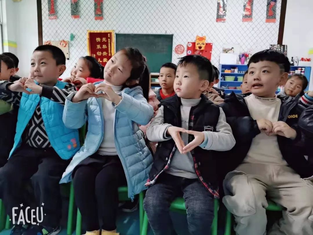 格林童话礼仪幼儿园,幼儿园感恩节特色活动美篇