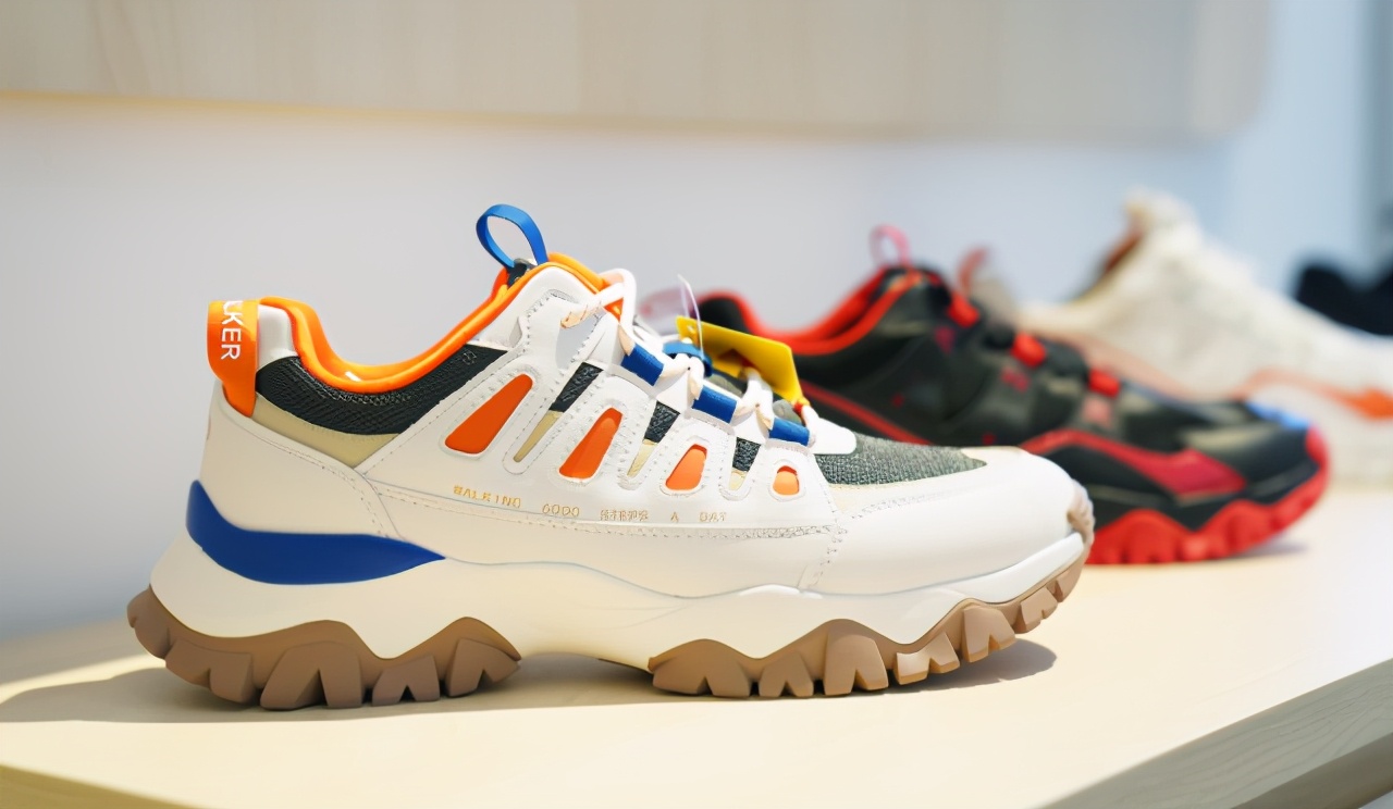 燕翠娥：一时方便足部多有不便盘点影响穿鞋的4个坏习惯