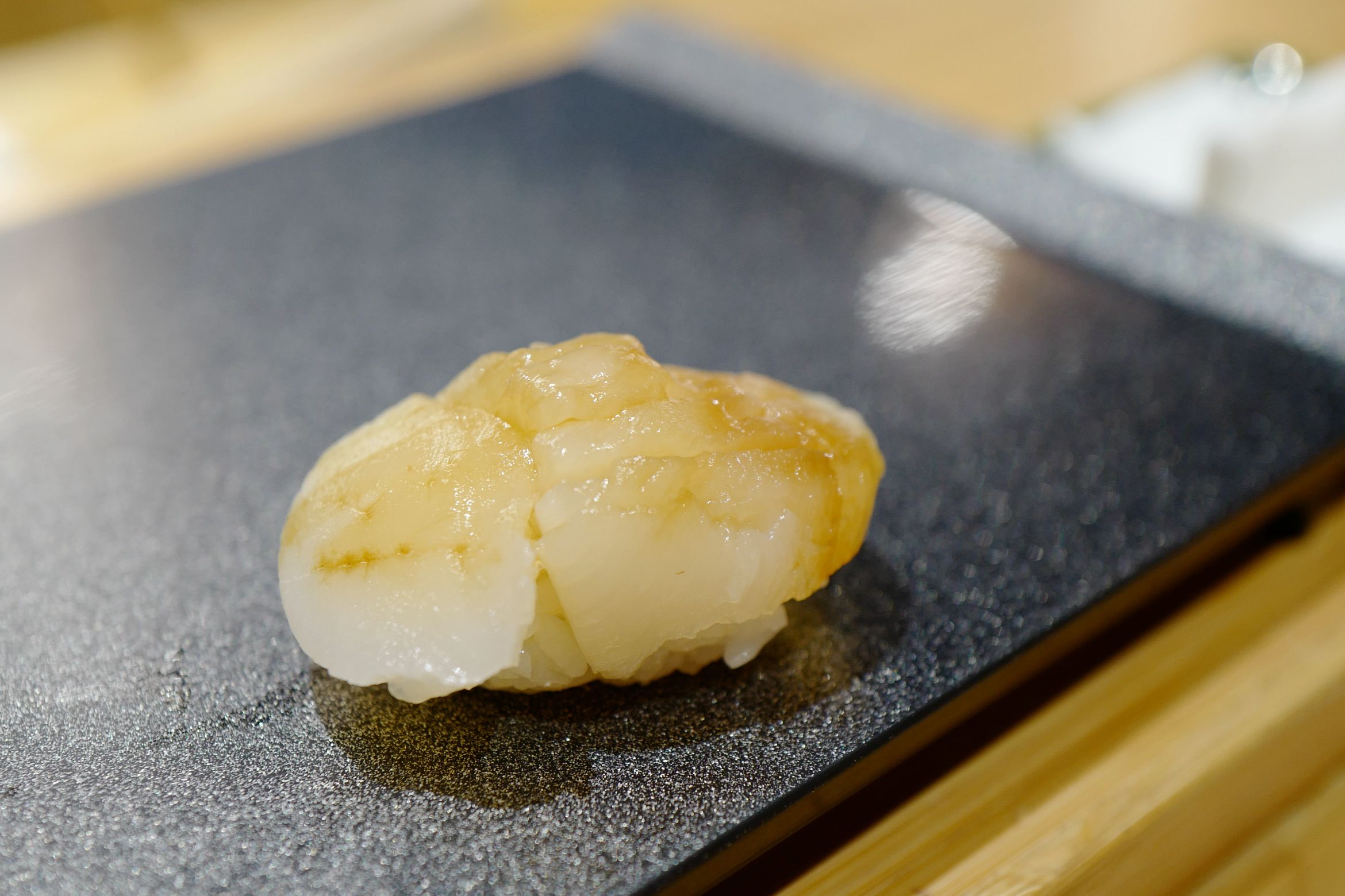 发现一家很好吃的寿司店,一家寿司店