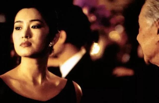 杨丽萍被嘲“无子”，子非鱼安知鱼之乐？女人和孩子都不是工具