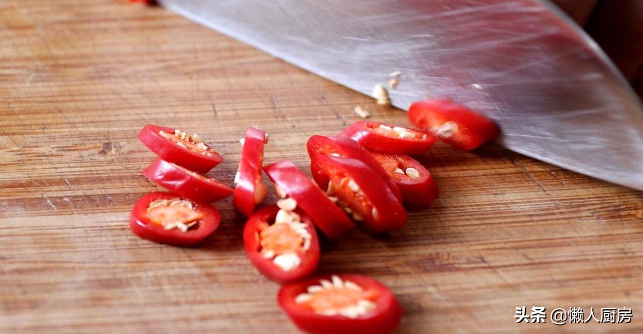 油条的新做法色香味俱全太香了吧,油条的家常做法油条蓬松